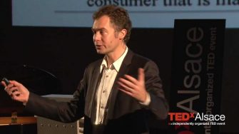 <span>Daniel Kaplan</span> Donner ses données au client : le nouveau paradigme du commerce