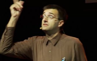 <span>Josef Schovanec</span> La comédie de la normalité