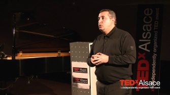 <span>Rachid Sefrioui</span> Trouvez votre ancre