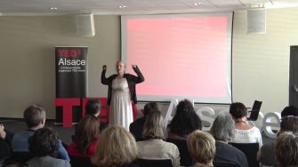 <span>Ann Papoulis Adamovic</span> L’imagination pour vivre et travailler dans le XXI siècle