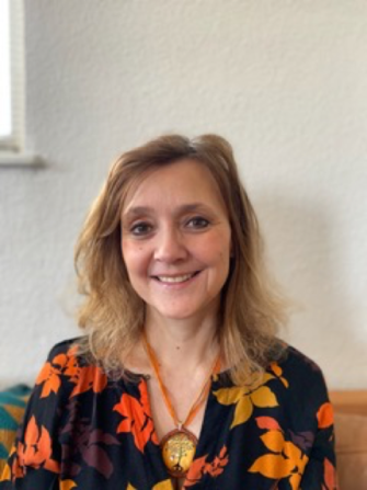 <span>Céline Ducloz</span> : « Heures heureuses avec Ernest »